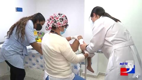 clinica-ponseti-club-noel-pie-equino-varo