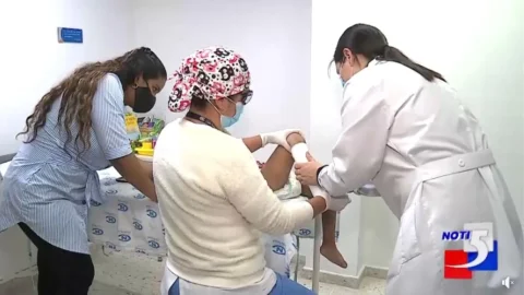 clinica-ponseti-club-noel-pie-equino-varo