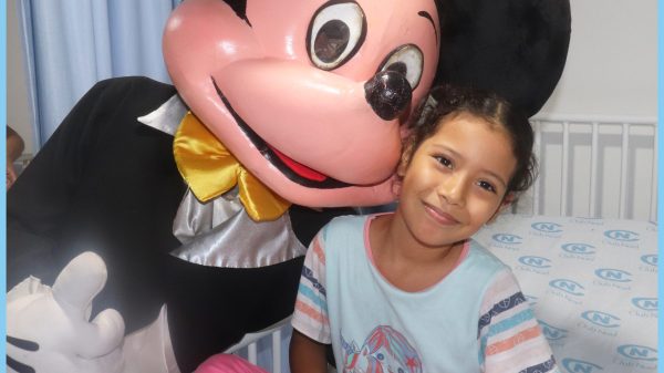 mickey mose_Mesa de trabajo 1